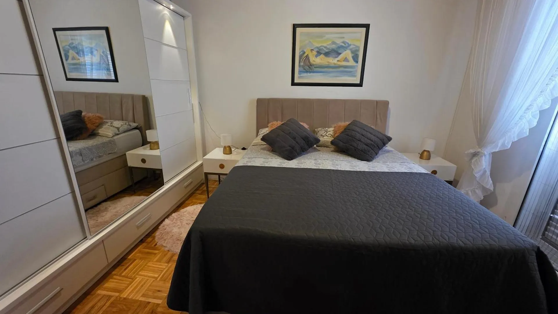 Holiday Home Markovic 비빈제 0*,