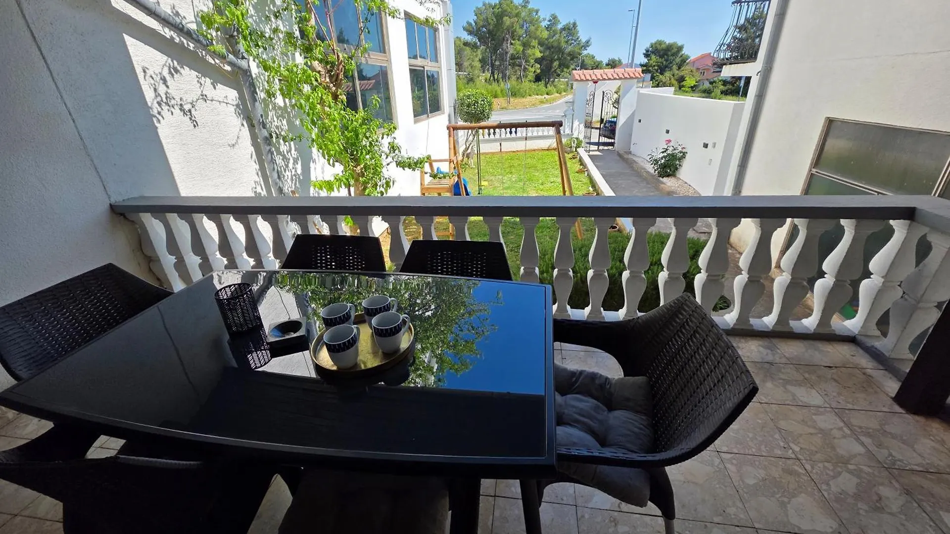 Holiday Home Markovic 비빈제