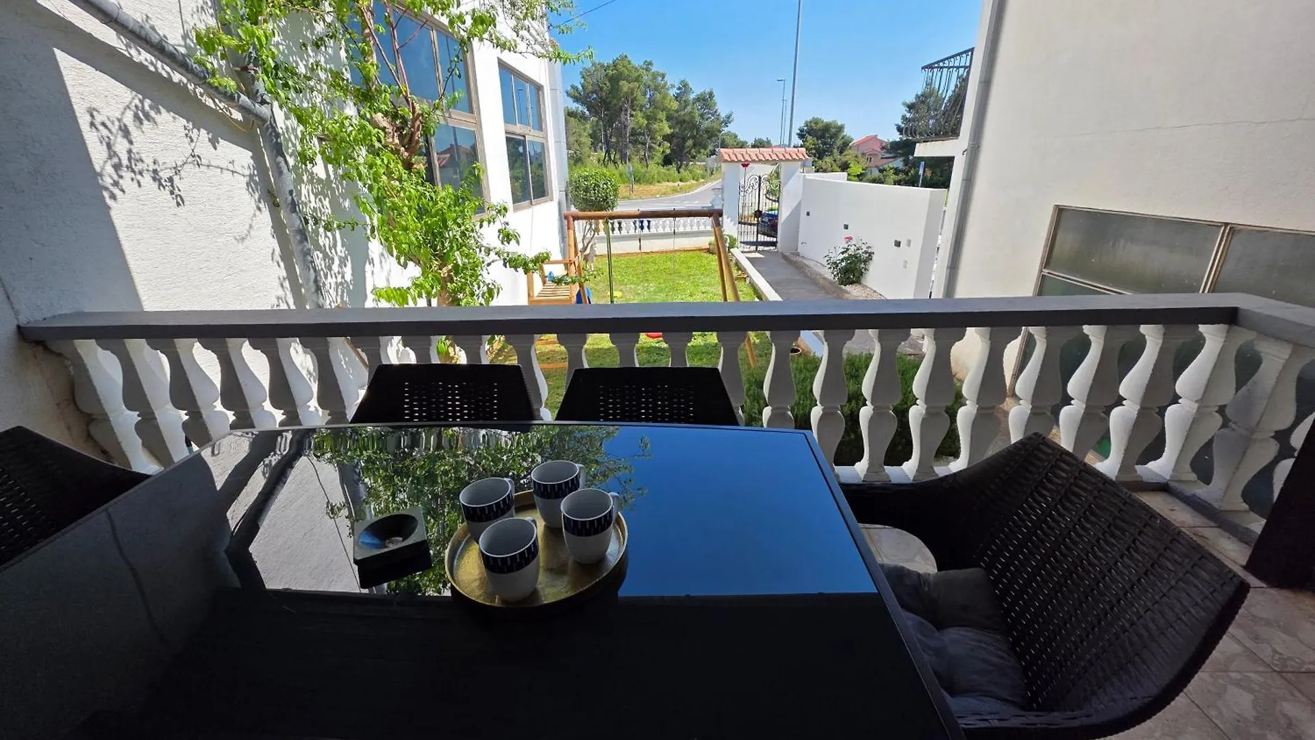 Holiday Home Markovic 비빈제